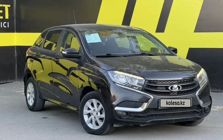 ВАЗ (Lada) XRAY 2017 года за 3 250 000 тг. в Семей