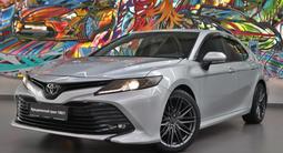 Toyota Camry 2019 года за 11 790 000 тг. в Алматы