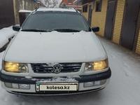 Volkswagen Passat 1996 годаfor2 400 000 тг. в Уральск