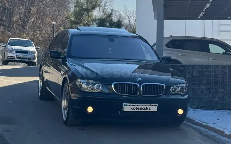 BMW 745 2004 года за 8 500 000 тг. в Алматы