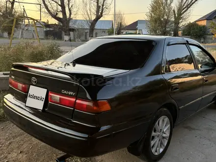 Toyota Camry 1997 года за 3 000 000 тг. в Тараз – фото 4