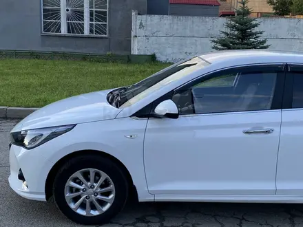 Hyundai Accent 2021 года за 9 500 000 тг. в Усть-Каменогорск – фото 14