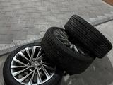 Диски es 350 с резиной Yokohama за 550 000 тг. в Алматы – фото 3