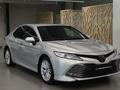 Toyota Camry 2020 года за 11 790 000 тг. в Астана – фото 3