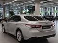 Toyota Camry 2020 года за 11 790 000 тг. в Астана – фото 4