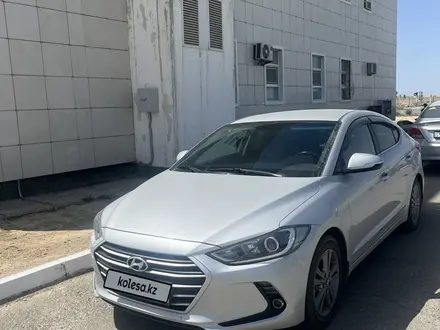 Hyundai Elantra 2018 года за 8 000 000 тг. в Актау