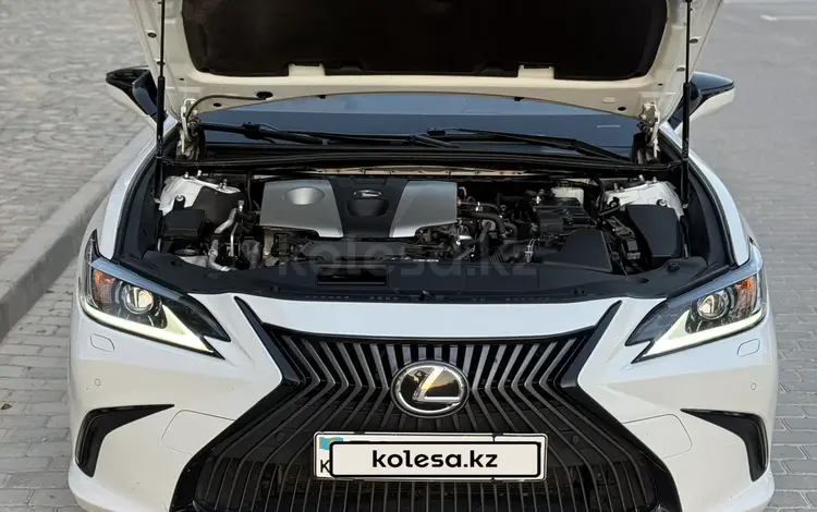 Lexus ES 250 2019 годаүшін18 500 000 тг. в Шымкент