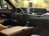 Lexus ES 250 2019 года за 18 500 000 тг. в Шымкент – фото 5
