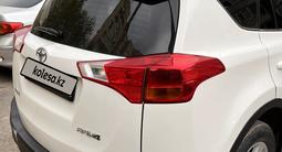 Toyota RAV4 2015 годаүшін9 000 000 тг. в Актобе – фото 4