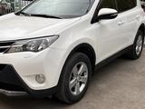 Toyota RAV4 2015 годаүшін9 000 000 тг. в Актобе – фото 3
