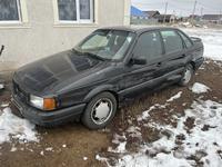 Volkswagen Passat 1990 годаfor700 000 тг. в Уральск