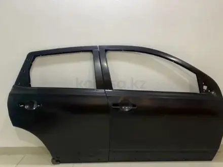 Дверь на все виды Nissan за 30 000 тг. в Алматы
