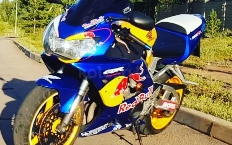 Honda  CBR 929RR Fireblade 2000 годаүшін2 000 000 тг. в Балхаш