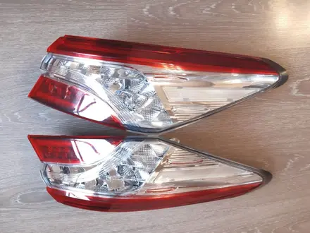 Фонарь правый Toyota Camry 70 FULL LED за 140 000 тг. в Костанай – фото 2