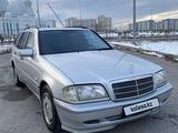 Mercedes-Benz C 180 1998 года за 3 000 000 тг. в Шымкент