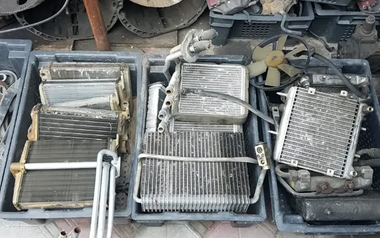 Радиатор печки на мерседес за 20 000 тг. в Алматы