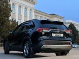 Toyota RAV4 2021 года за 12 800 000 тг. в Тараз – фото 4