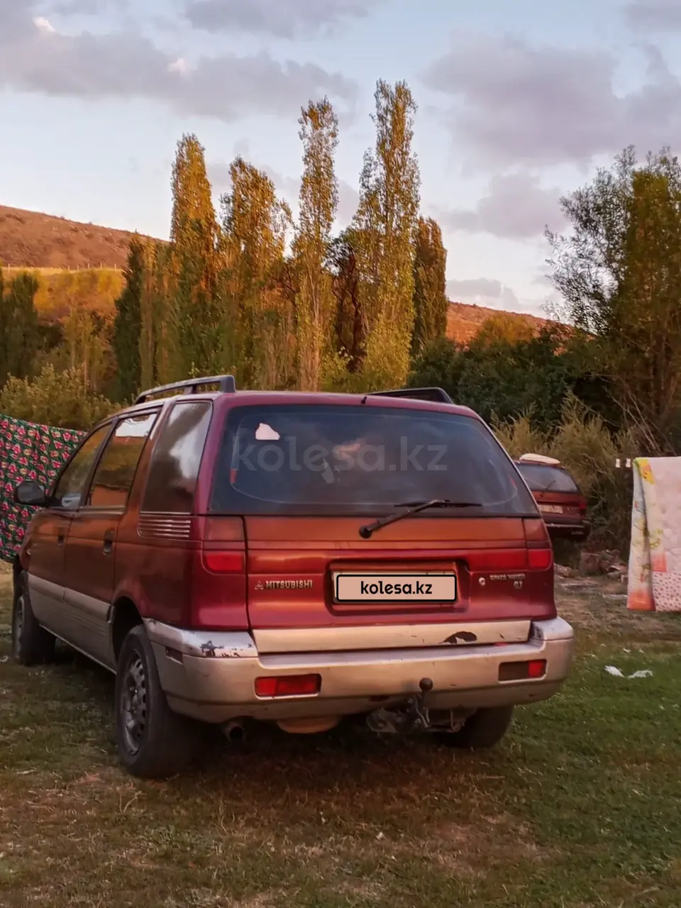 Mitsubishi Space Wagon, 1996