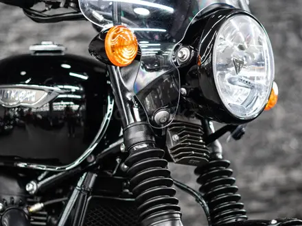 Triumph  BONNEVILLE T120 BATYR MOTO РАССРОЧКА !!! 2019 года за 7 500 000 тг. в Алматы – фото 15