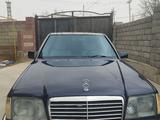 Mercedes-Benz E 220 1994 года за 1 700 000 тг. в Турара Рыскулова – фото 3