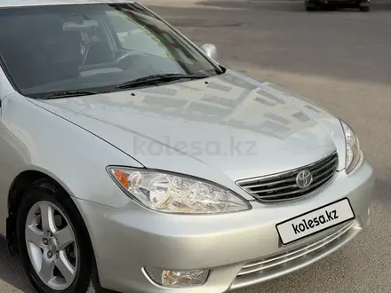 Toyota Camry 2005 года за 4 500 000 тг. в Алматы – фото 2