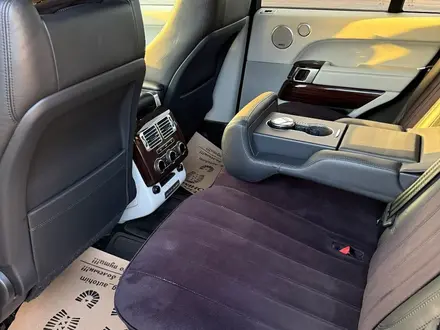 Land Rover Range Rover 2015 года за 21 000 000 тг. в Алматы – фото 25