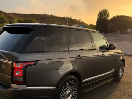 Land Rover Range Rover 2015 года за 21 000 000 тг. в Алматы – фото 6