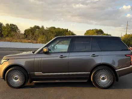 Land Rover Range Rover 2015 года за 21 000 000 тг. в Алматы – фото 8