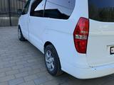 Hyundai Starex 2008 года за 6 500 000 тг. в Уральск – фото 3