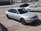 Volkswagen Passat 1997 года за 1 800 000 тг. в Семей – фото 3