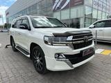 Toyota Land Cruiser 2021 годаfor43 700 000 тг. в Астана – фото 3