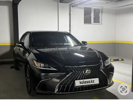 Lexus ES 250 2025 года за 28 000 000 тг. в Алматы – фото 3