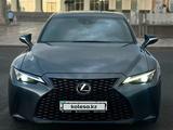 Lexus IS 300 2022 года за 21 500 000 тг. в Талдыкорган – фото 2