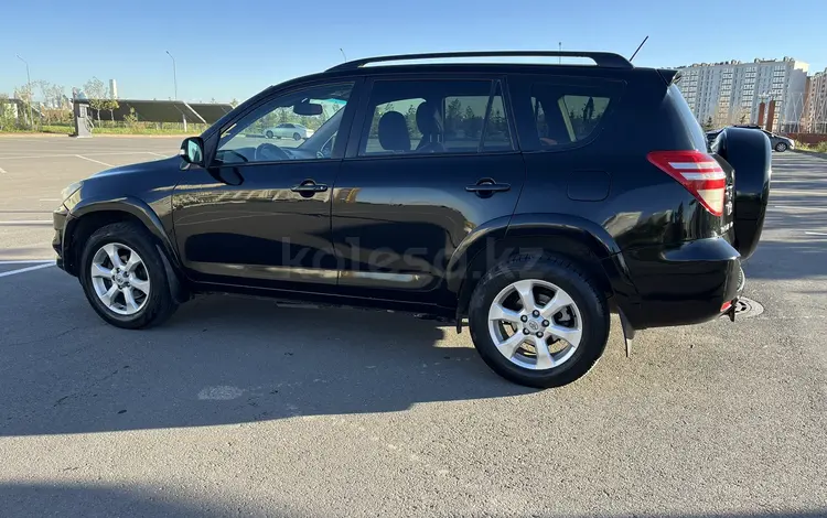 Toyota RAV4 2011 года за 7 900 000 тг. в Астана