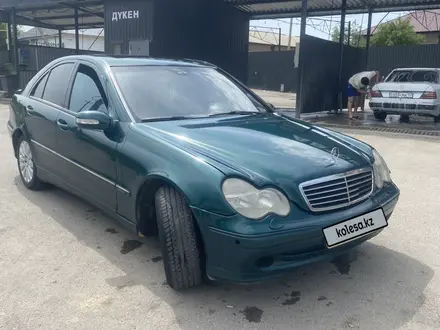 Mercedes-Benz C 200 2000 года за 2 500 000 тг. в Шымкент – фото 2