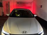 Hyundai Elantra 2023 года за 9 900 000 тг. в Атырау
