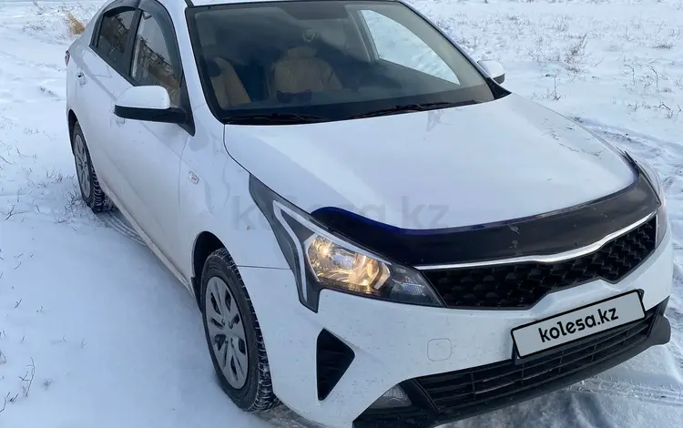 Kia Rio 2021 года за 7 800 000 тг. в Караганда