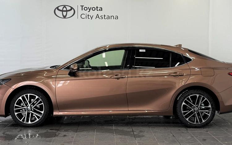 Toyota Camry Luxe — миниатюра 3