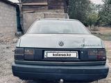 Volkswagen Passat 1989 годаfor550 000 тг. в Шу – фото 2