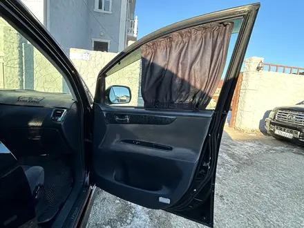 Toyota Ipsum 2003 года за 5 200 000 тг. в Атырау – фото 10