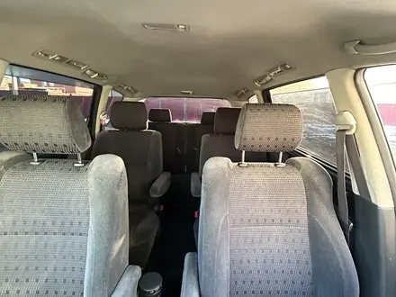 Toyota Ipsum 2003 года за 5 200 000 тг. в Атырау – фото 21