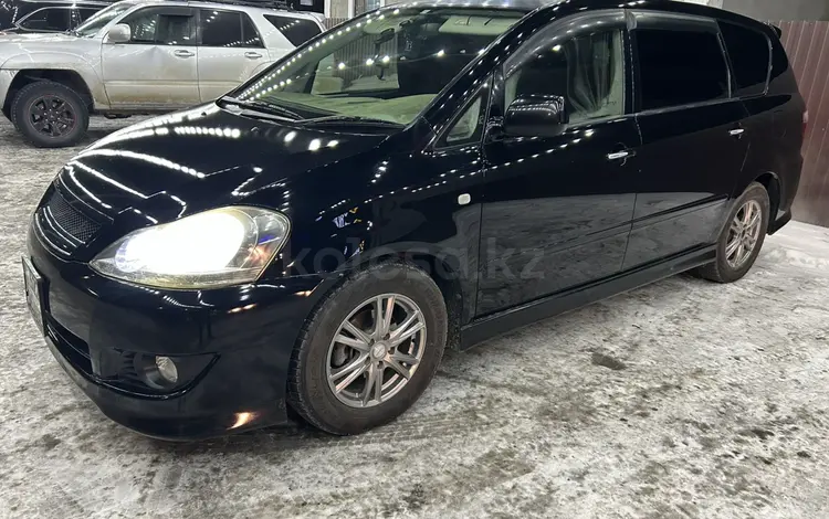 Toyota Ipsum 2003 годаүшін5 200 000 тг. в Атырау