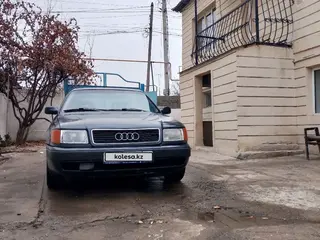 Audi 100