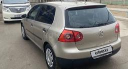 Volkswagen Golf 2004 годаүшін2 500 000 тг. в Жанаозен