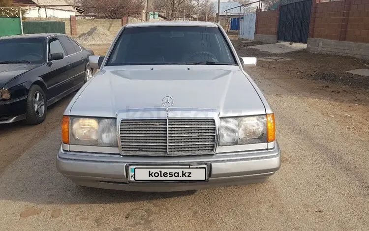 Mercedes-Benz E 220 1992 годаfor1 656 631 тг. в Шымкент