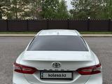 Toyota Camry 2021 годаүшін13 650 000 тг. в Астана – фото 5
