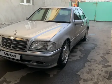 Mercedes-Benz C 240 1998 года за 3 700 000 тг. в Алматы – фото 11
