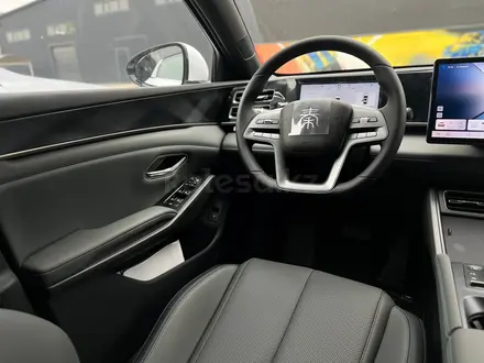 BYD Qin L DM-i 2025 года за 9 900 000 тг. в Алматы – фото 7