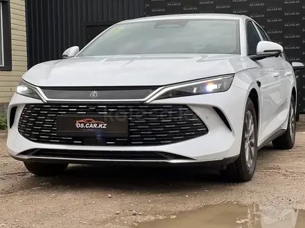 BYD Qin L DM-i 2025 года за 9 900 000 тг. в Алматы – фото 2
