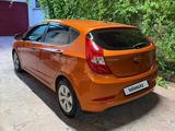 Hyundai Solaris 2014 года за 5 300 000 тг. в Шымкент – фото 3